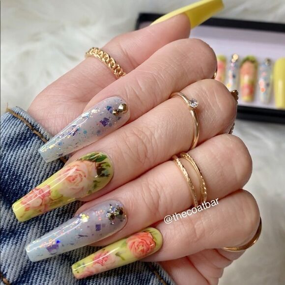 Yellow Flower Custom Press On Nails | High Quality Nails | Handmade - Picture 1 of 12